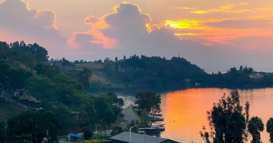 5 Days Gorilla and Lake Kivu Safari